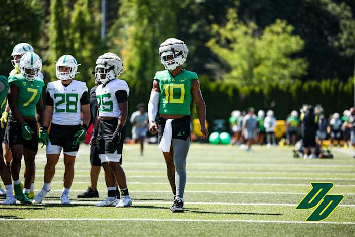 Now back at full health, Justin Flowe looks to emerge as a dominate force in Dan Lanning's defense.